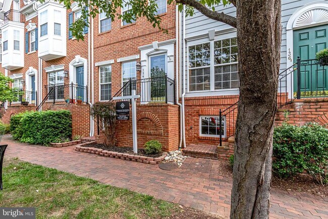 Building Photo - 134 Cameron Station Blvd