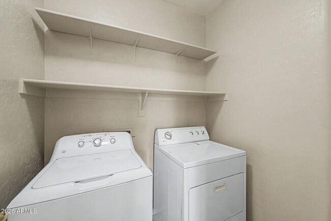 Building Photo - 15109 W Desert Mirage Dr