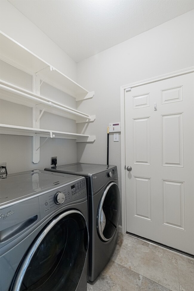 Building Photo - 20314 Nellie Gail Trail Ln