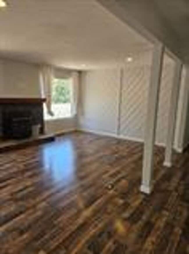 Building Photo - 20617 Gopher Dr