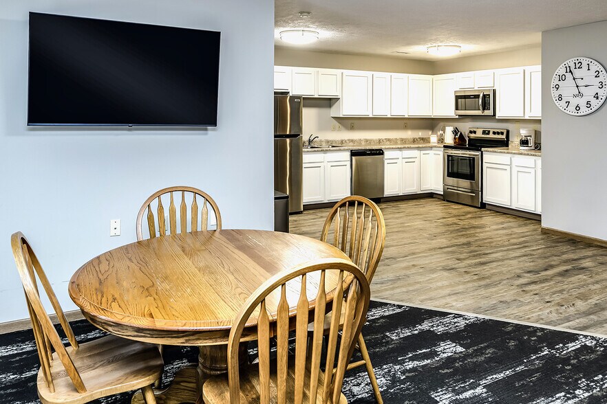 Sunrise Gardens Senior Living 825 N Cotner Blvd Lincoln NE 68505