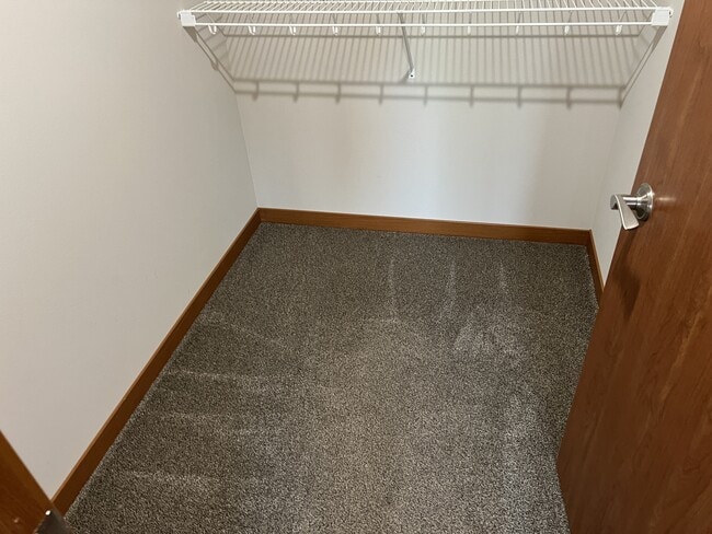 Building Photo - 1249 Salem Dr