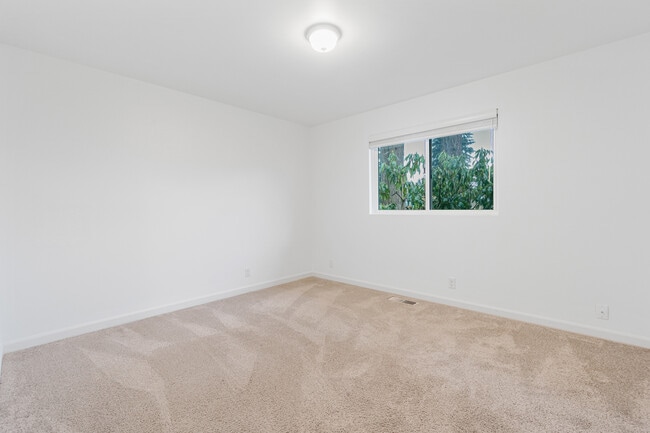 Building Photo - 17729 Spruce Way