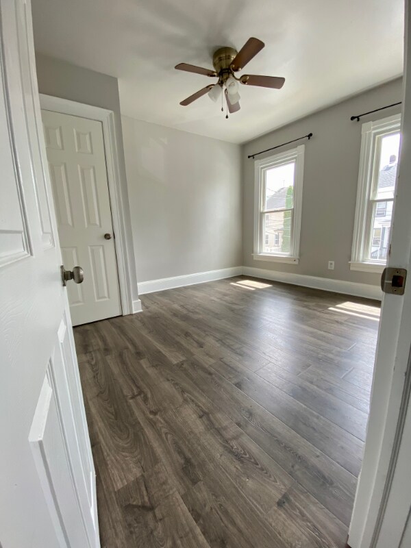 Building Photo - 1039 W Wilkes Barre St