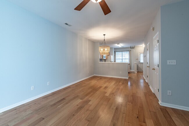 Building Photo - 1732 Sorrell Brook Way