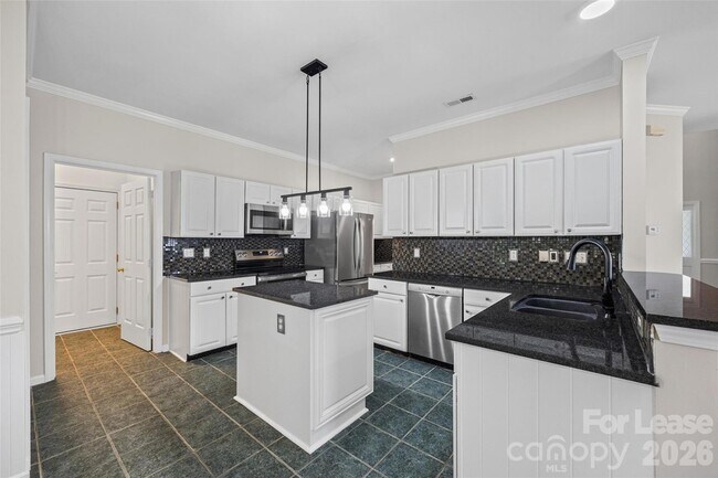 Building Photo - 10332 Bolton Ct