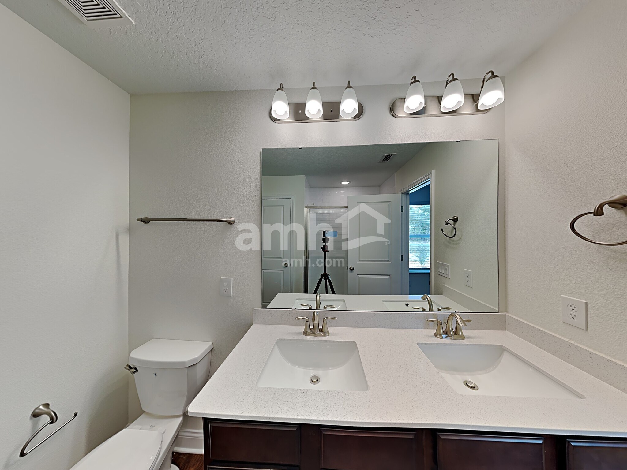 Building Photo - 6030 Little Blf Cir