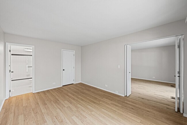 Building Photo - 1715 Northfield Square