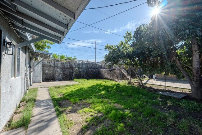 Building Photo - 2165 Sepulveda Ave