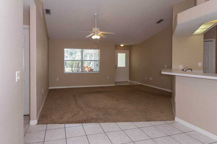 Building Photo - 1023 Horizon Rd