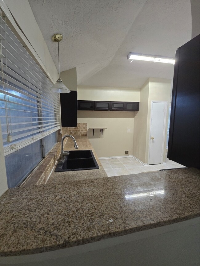 Building Photo - 10511 Stormy Sky Dr