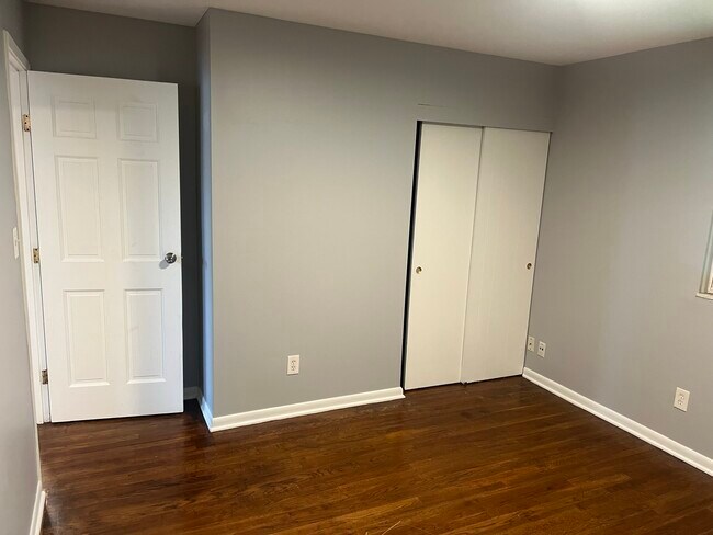 Building Photo - 3733 S Ohio Ave