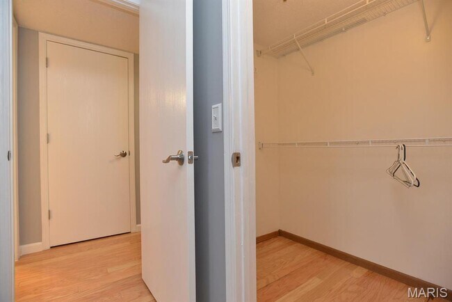 Building Photo - 4300 Forder Gardens Pl