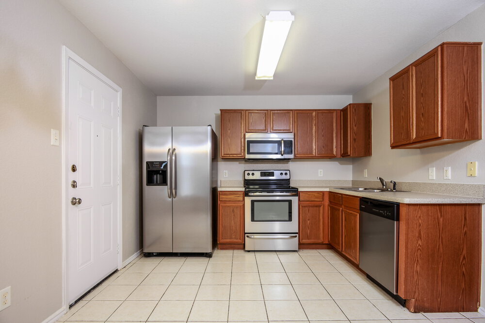 Building Photo - 3432 Crisoforo Dr