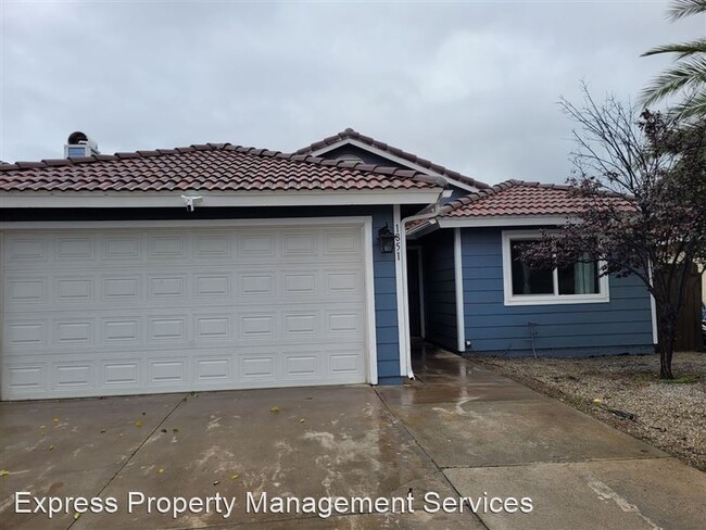 Building Photo - 1851 Eucalyptus St