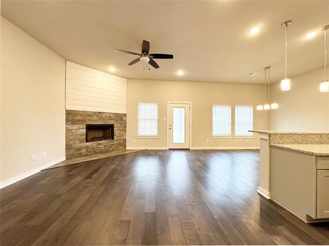 Building Photo - 557 S Utah Dr