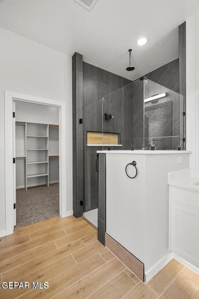 Building Photo - 7305 Cimarron Rim Dr