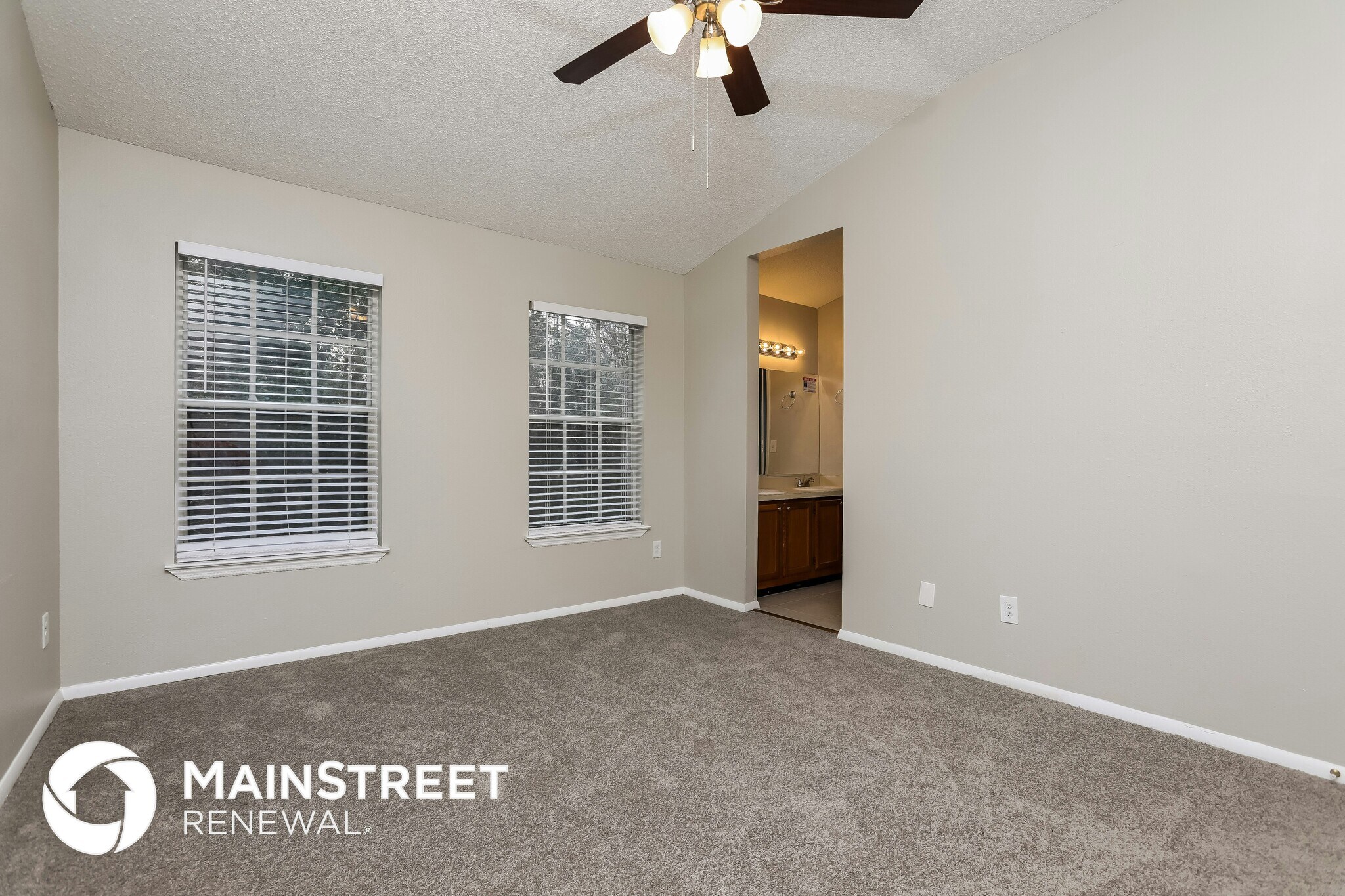 Building Photo - 10729 Satinwood Cir