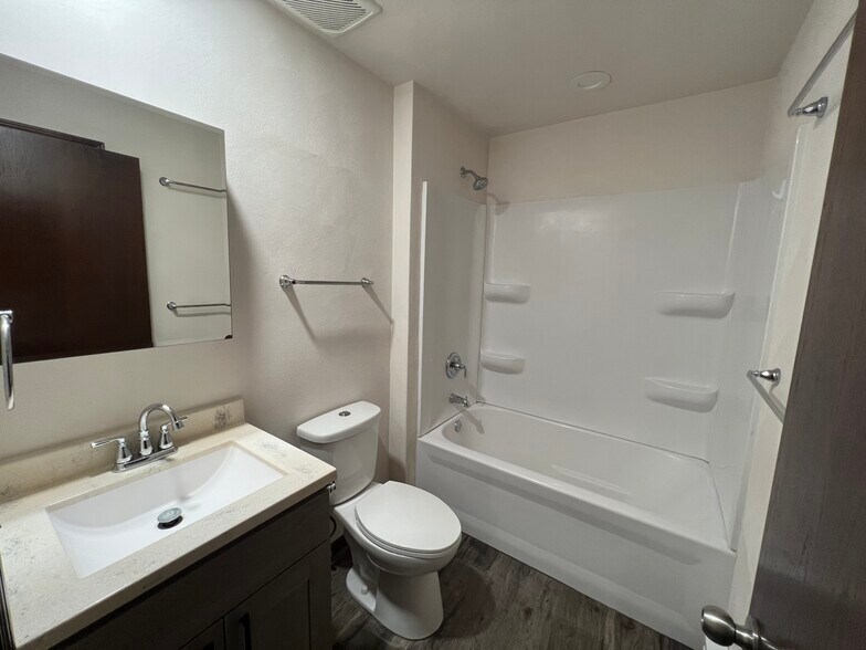 Building Photo - 1557 Harlem Rd