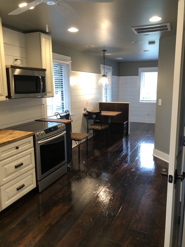 Kitchen includes small breakfast area and room for a dining table. - 20400 Church St