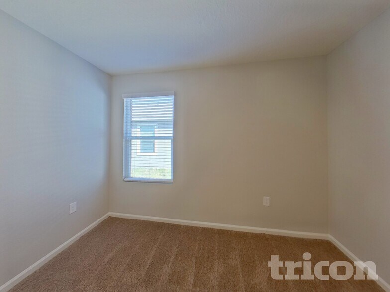 Building Photo - 8430 Cape Fox Dr