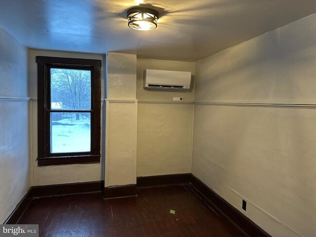 Building Photo - 11 Myers Rd