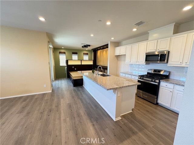 Building Photo - 280 W Via Presido