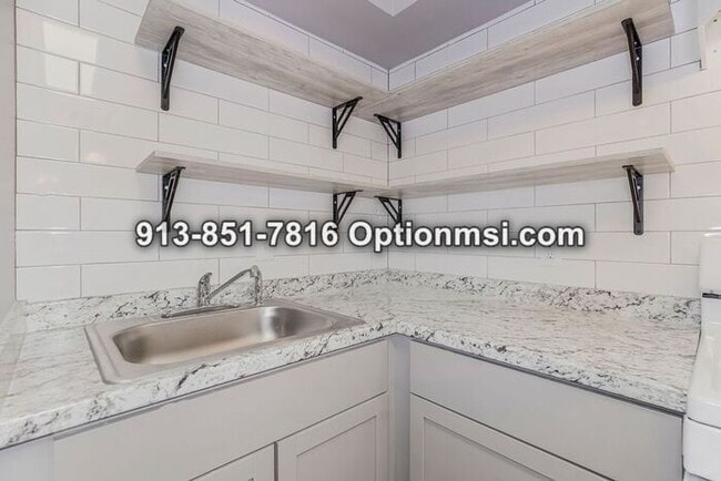 Building Photo - Turner Ridge Apts- Affordable housing- don't miss out!