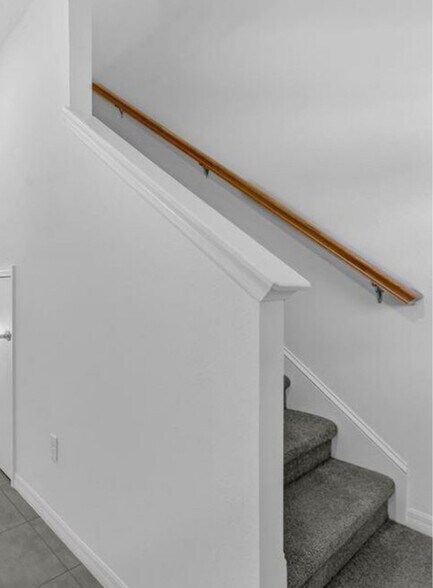 Building Photo - 9133 Night Skye Ave