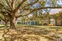 Building Photo - 10444 Jefferson Hwy