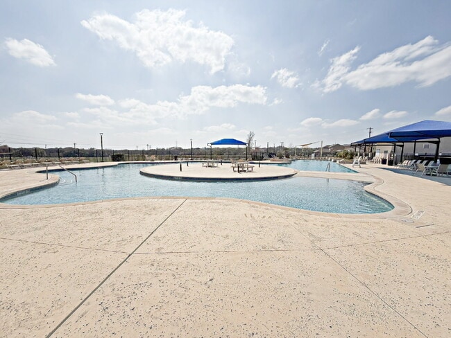 Building Photo - 5017 Pitch