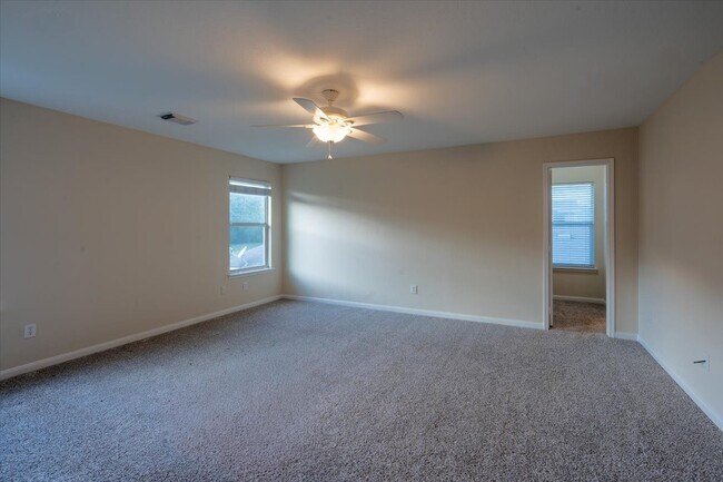 Building Photo - 15907 Kings Cypress Ln