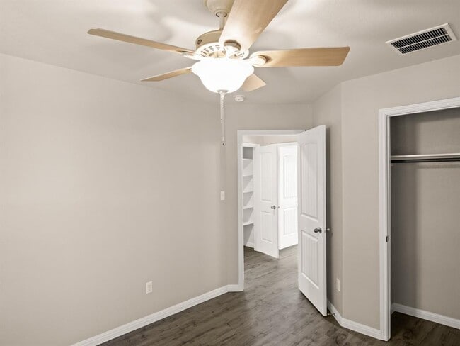 Building Photo - 4505 Esper Ln