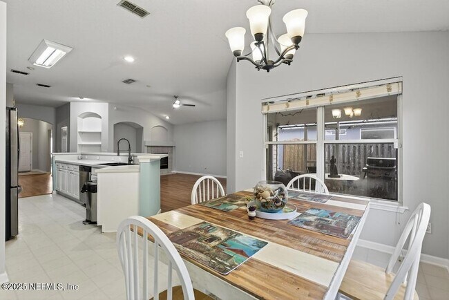 Building Photo - 1675 Rustling Dr