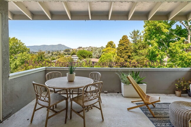 Building Photo - The Best View in Southern Marin! Luxury To...