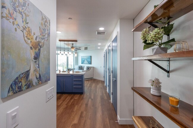 Building Photo - Beautiful 1 Bdrm, 1.5 Bath for Rent at Cortez Blu Condos in Cortez Hill