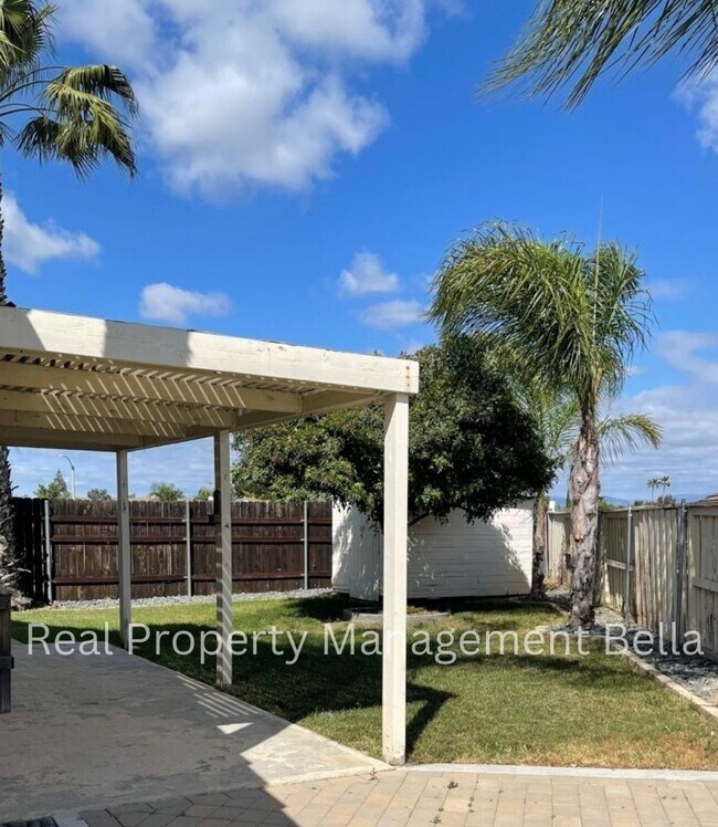 Building Photo - Charming Corner-Lot Home on a Peaceful Cul-de-Sac!