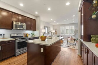 Building Photo - 12913 Mission Ave