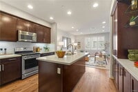 Building Photo - 12913 Mission Ave