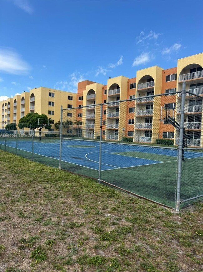 Building Photo - 6970 NW 186th St