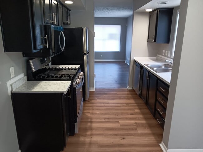 Building Photo - For Rent - Four-Bedroom Two-Bathroom Home Available NOW!