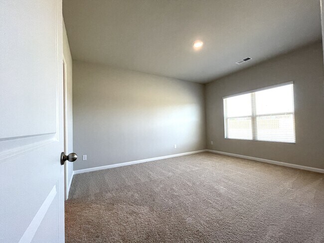 Building Photo - 25213 Delilah Cir