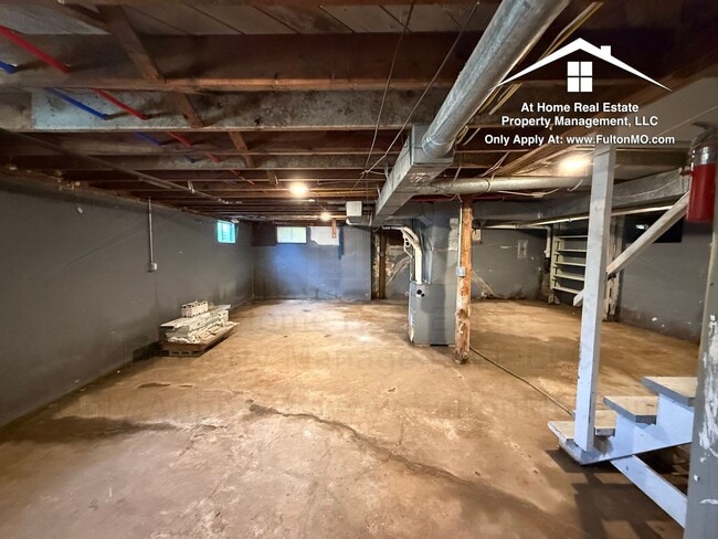Building Photo - 1502 Forest Ave