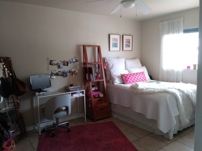 Master Bedroom - 1427 W 7th St