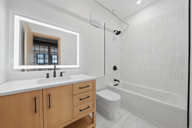 Building Photo - 1727 S Indiana Ave