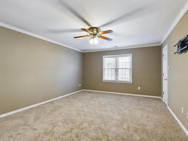 Building Photo - 2824 Hampton Woods Dr