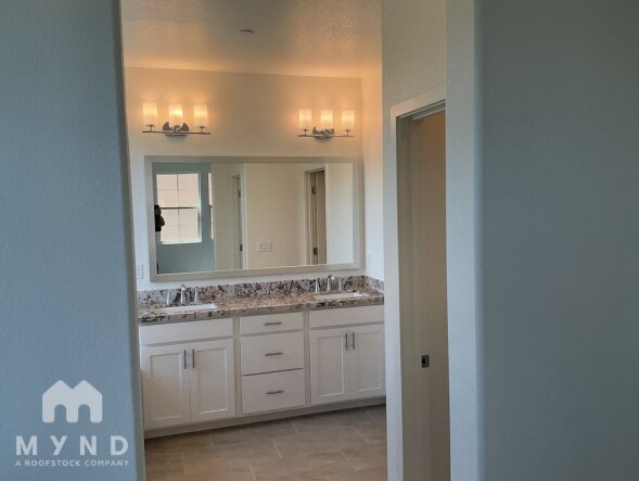 Building Photo - 8930 Upbeat Wy