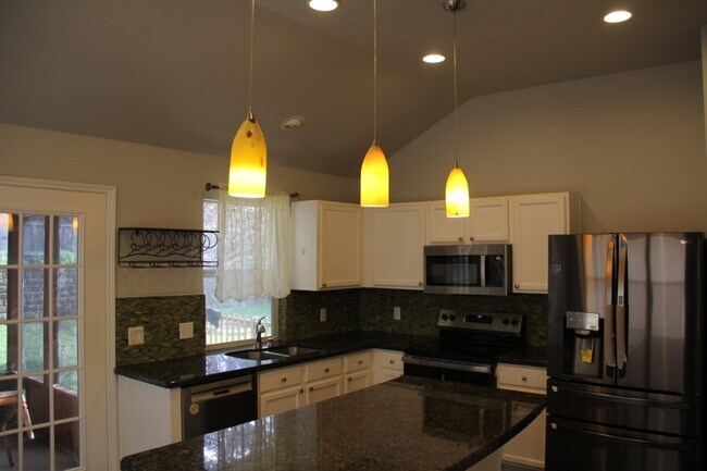 Building Photo - 9305 Harrisburg Ln
