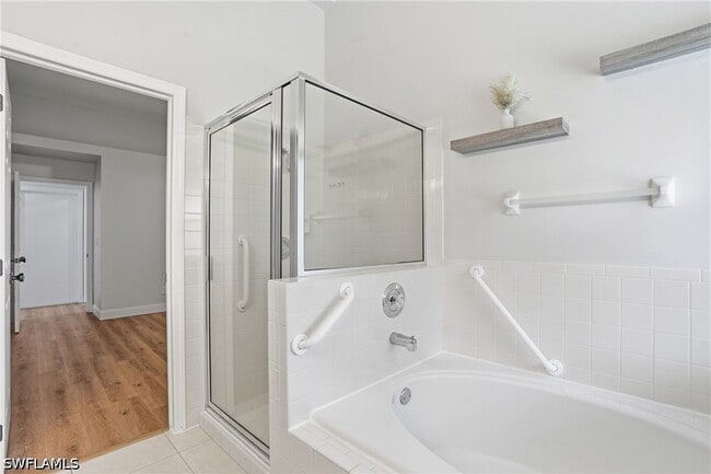 Building Photo - 670 Lambton Ln