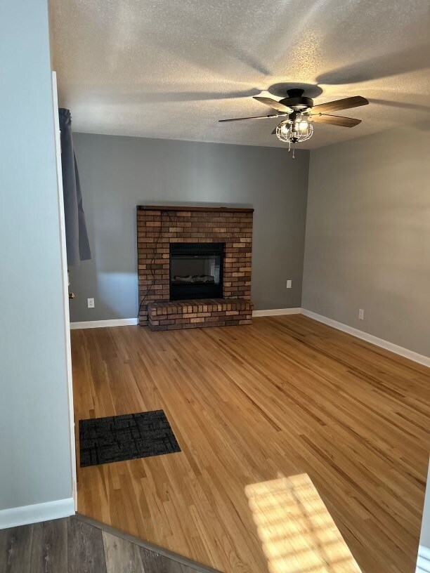 Building Photo - 108 N Lowell Ave